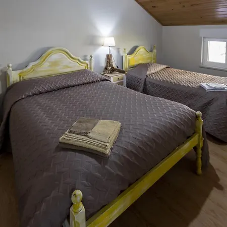 Casas Do Patrao Ii * Sabugueiro (Guarda)